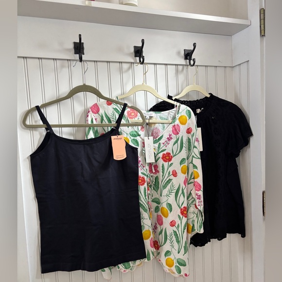 Shapermint Tops - Lot- 3 items, Shapermint, Rachel Zoe Linen and Jennifer & Grace Eyelet- 2X NWT